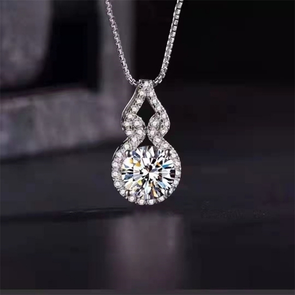 Jewelry - Sterling silver 3ct diamond necklace